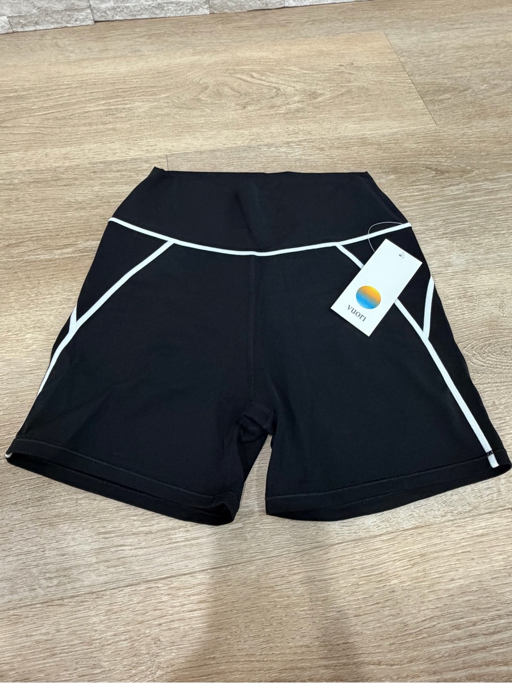 Vuori Black High-Rise Bike Shorts with White Piping